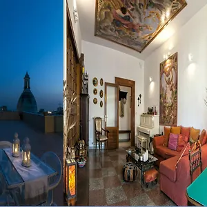 rosys.hotels-amalfi.com/